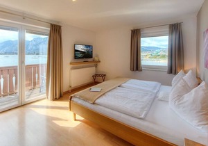 Double room with balcony Drachenwand - Seepension Hemetsberger in Mondsee