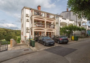 Studio flat with terrace Vrsar, Poreč (AS-17473-a) in Vrsar