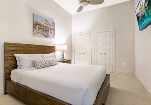 Hotel ∙ Modern Condo near Local Attractions of New Orleans in Central Business District