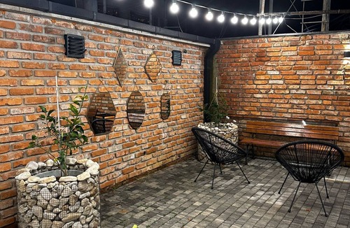 Kutaisi Hotel | 10-room exceptional hotel in delightful Kutaisi center with AC, WiFi.