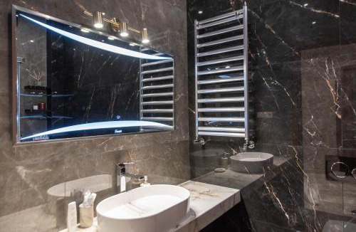 Vake Apartment | 2-Bedroom Apartment with Spacious Park View Balcony - Parking - Vake, Tbilisi