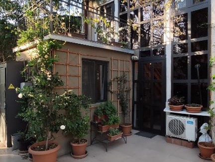 Chugureti Hostel | 2B Hostel