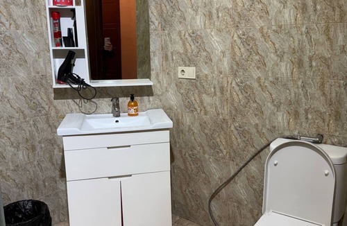 Old Tbilisi Apartment | 3-bedroom apartment near metro Marjanishvili