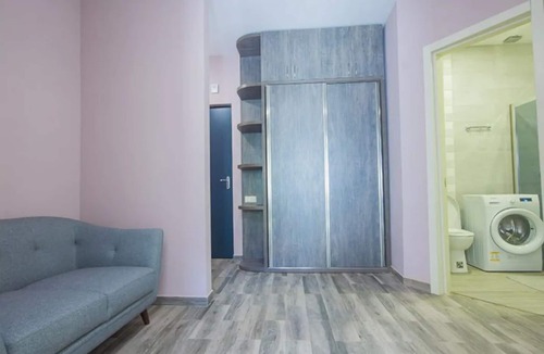 Vake House | Abashidze House. Cozy and bright apartment in central part of city.