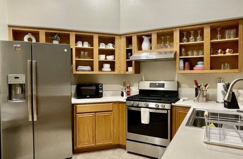 Tucson House | ✨ Across Starpass private pool Private hot tub, Free fast wifi, King bed ✨