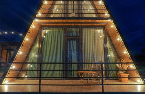 Bazaleti Ski Chalet | Alagi Cottage at Bazaleti lake