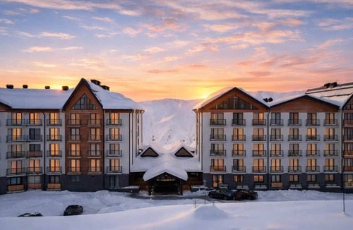 Dusheti Apartment | Altimera Collection - Alchemy - Ski-In/Ski-Out