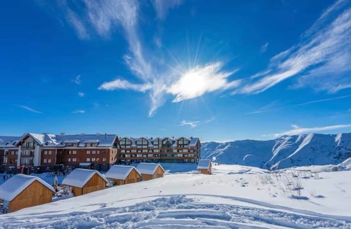 Dusheti Apartment | Altimera Collection - Poise - Ski-In/Ski-Out