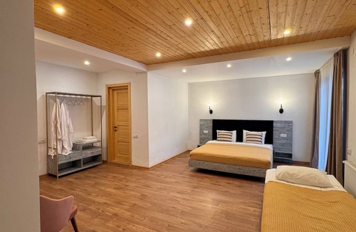 Bagvdanari Hotel | Annes Hotel