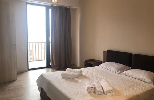 Bakuriani Apartment | "Бакуриани Плаза"ул.Коба Цакадзе,возле канаток 25-метрового трамплина