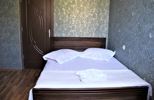 Kutaisi Hotel | Basic Double Room, 1 Double Bed
