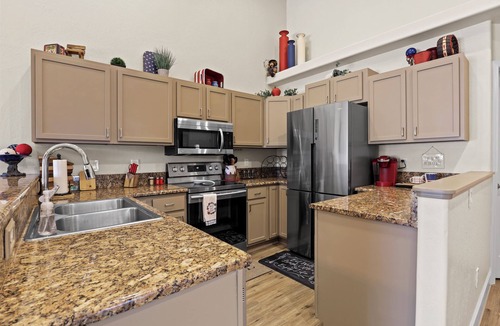 Payson House | Bear Lake Cabin Too! Game room & movie theater!