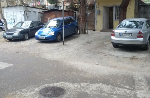 Saburtalo Apartment | bezarhouse near metro