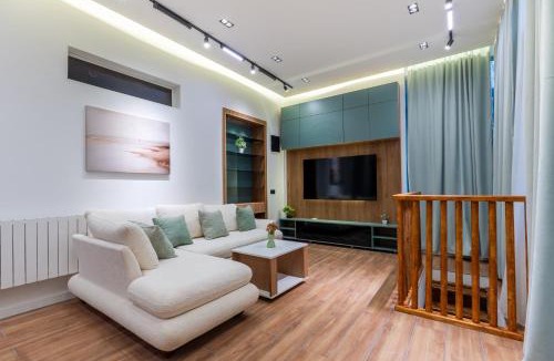 Chugureti Apartment | Boutique 4BR House - Tbilisi Old Town