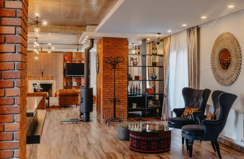 Telavi Hotel | Bright-stylish Place with pool, Bar& Restaurant