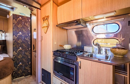 Valle House | Buddy Airstream with Private Hot Tub (Unit A) - Airstream Bambi Flying Cloud 2019 & Avion Travel Trailer Airstream