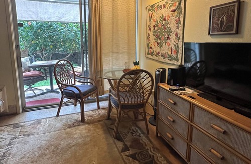 Historic Kailua Village Condo | Budget friendly condo in the center of Kailua Kona