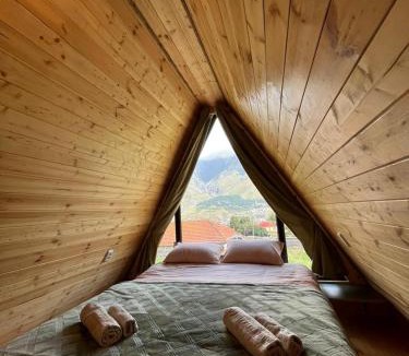 Stepantsminda Apartment | Cabin 32