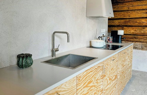 Floda House | Calm country life: Near city and lake