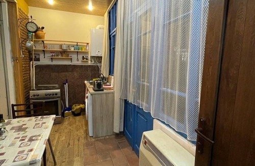 Chugureti Apartment | Central Tbilisi Boho Apartment Sunny Patio