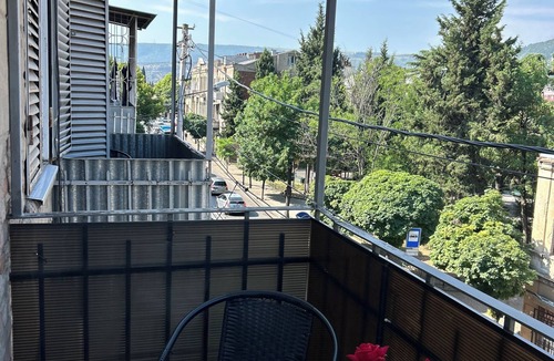 Chugureti Apartment | Charming 2-bedroom apartment with WiFi and AC in lovely T'bilisi