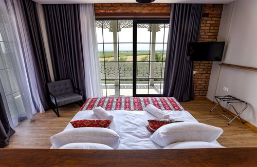 Telavi Hotel | Chateau Artwine