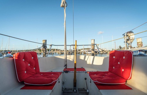 Torslanda Boat Rental | Classic sailing boat from 1979 - Overnight stay on board in Gothenburg