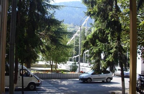 Borjomi House | Closer to nice parks, cafes and all stores