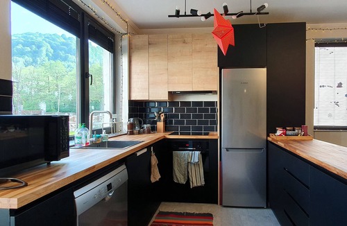 Bakuriani Ski Chalet | Comfortable Family Chalet near Crystal