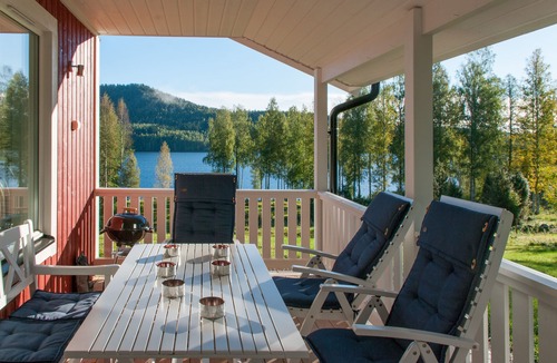 Grasmark House | Comfortable holiday home in exclusive location, only 150 m to an own beach