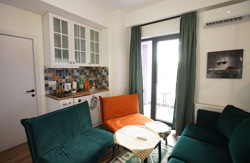 Avlabari Apartment | Cosy Apartment at Hilton Residency