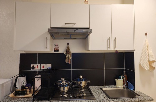 Ngelani Apartment | Cosy Studio airbnb available at syokimau behind gateway mall, luxore Apartments
