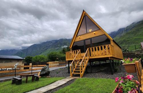 Stepantsminda Ski Chalet | Cottage Carpe Diem