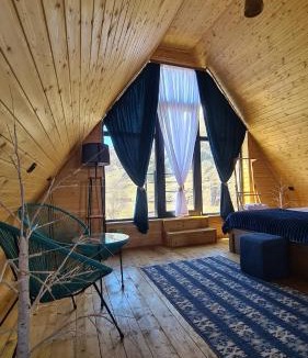 Kazbegi Apartment | Cottage Cozy Yard