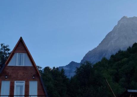 Mazeri Villa | Cottage Irko