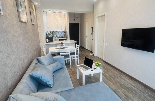 Saburtalo Apartment | Cozy 1-bedroom apartment with AC in charming T'bilisi, Jikia