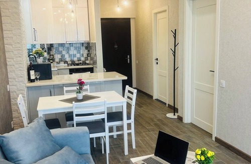 Saburtalo Apartment | Cozy 1-bedroom apartment with AC in charming T'bilisi, Jikia