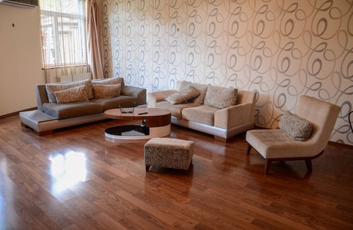 Sololaki House | Cozy Apartment in Old Tbilisi