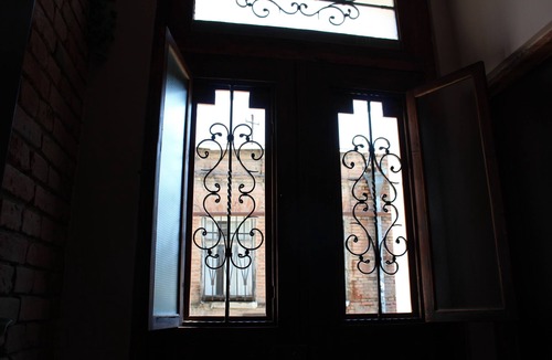 Chugureti Apartment | Cozy Apartment Old City Spirit