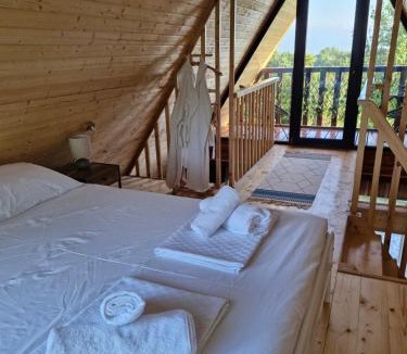 Kutaisi Apartment | Cozy Cottage B
