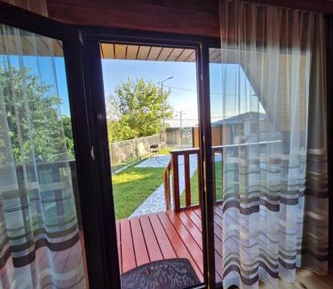 Kutaisi Apartment | Cozy Cottage B