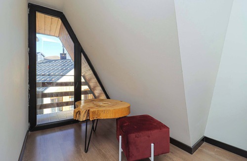 Kazbegi Apartment | Cozy Family Retreat in Old Gudauri - by Wehost