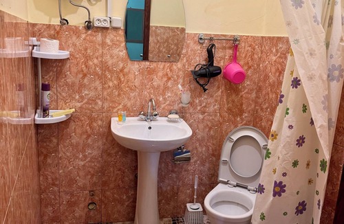 Avlabari Apartment | cozy old Tbilisi apartment with beautiful vie