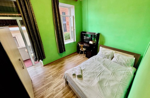 Avlabari Apartment | cozy old Tbilisi apartment with beautiful vie