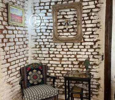 Chugureti Apartment | Cozy Vintage Brick Apartment