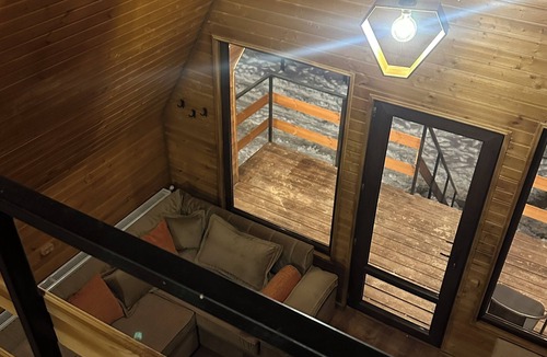 Kazbegi Cottage | cozy winter cottage in picturesqueue Gudauri with WiFi, near ski slopes