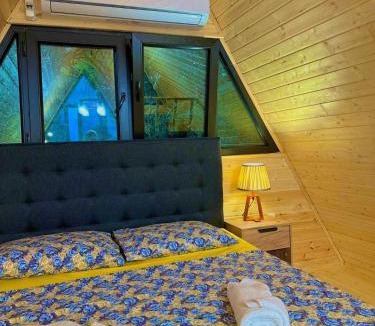 Tsqaltubo Apartment | Cozy wooden forest cottage in 1 km from Kutaisi