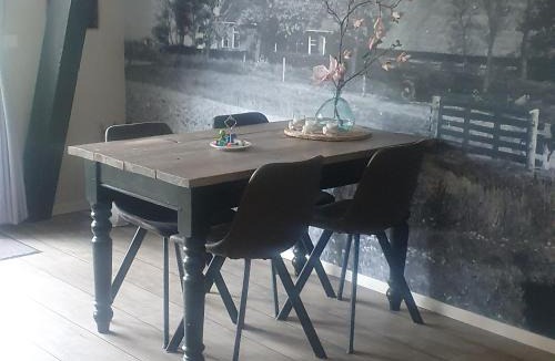 Holwerd Apartment | De Bedstee