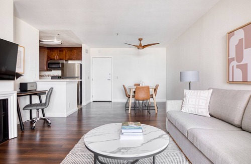 Hollywood Hills West Apartment | Dreamy Hollywood 1BR w/Pool, walk to metro, restaurants, by Blueground