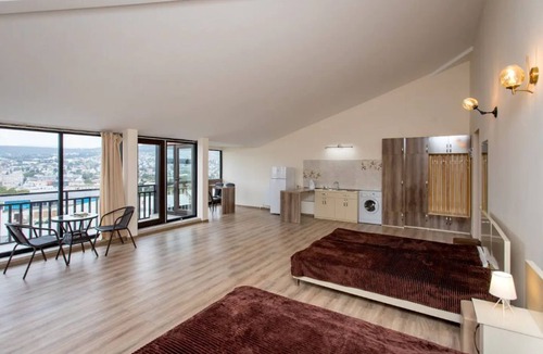 Vera Apartment | Eagles nets